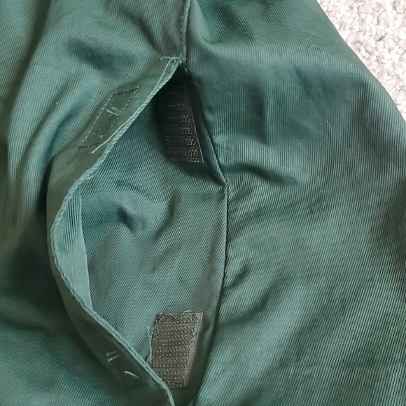 Packers Green and Yellow Windbreaker Jacket - Picture 8 of 12